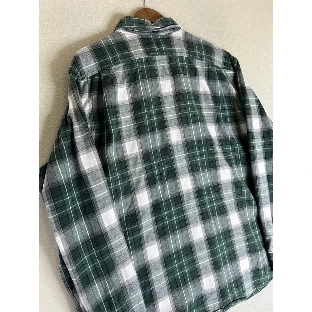 Eddie Bauer Shirt Men's XL Relaxed Fit Green Plaid Button Down Cotton Casual